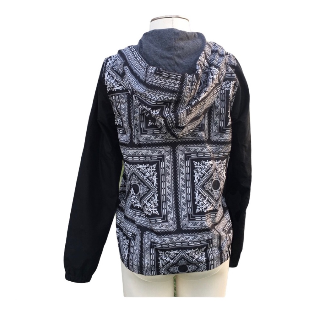Ninth Hall lined jacket All Season black white medium EUC